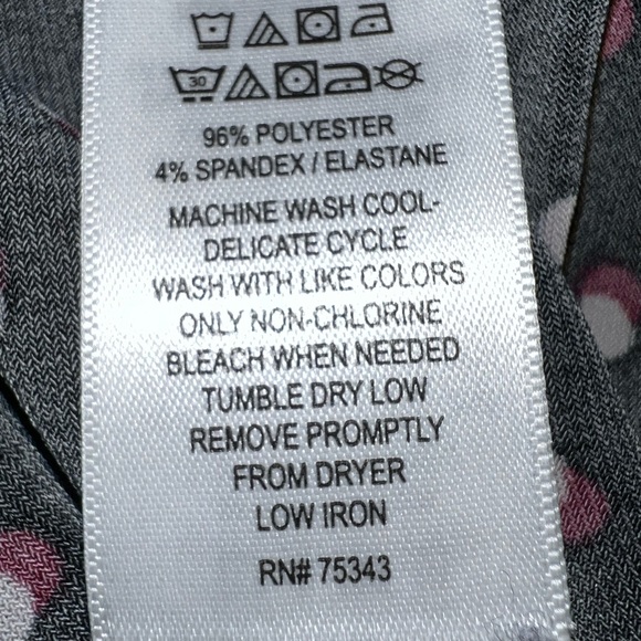 Tahari Boat Neck Balloon Sleeve Blouse - Picture 11 of 15